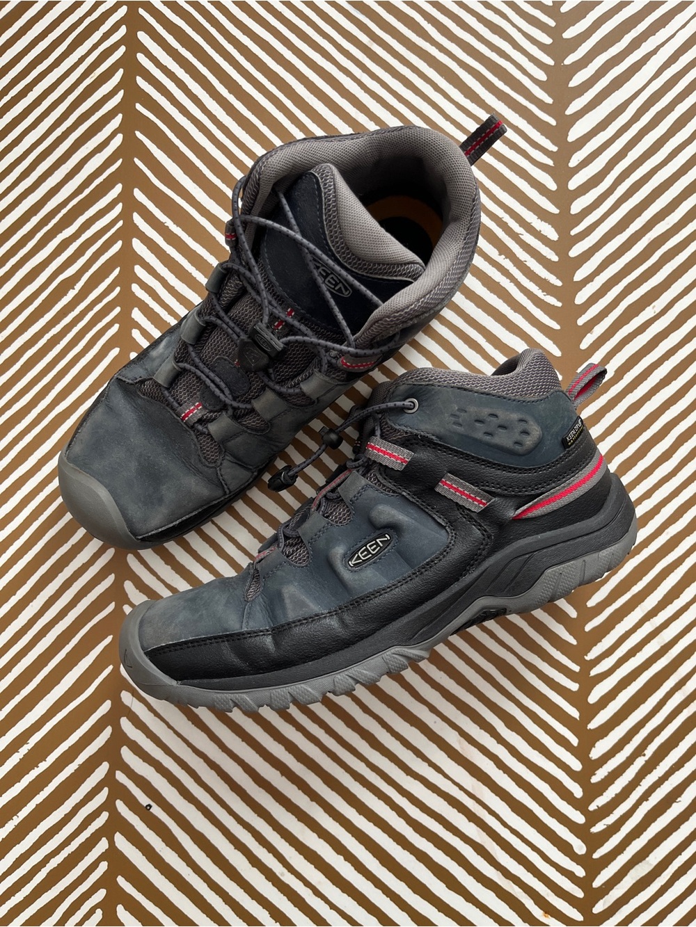 Keen Waterproof Youth Boots (6Y)